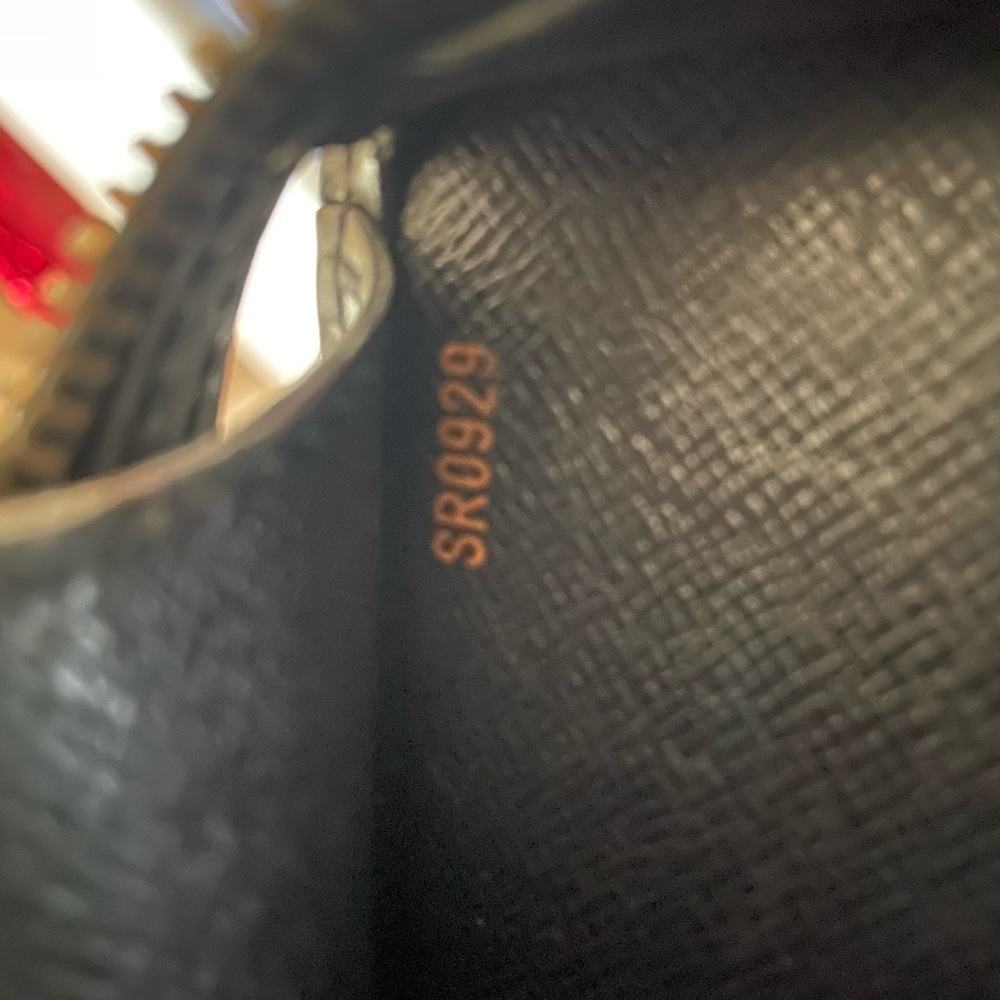Louis Vuitton Epi Black Clutch/Pochette - Picture 5 of 6